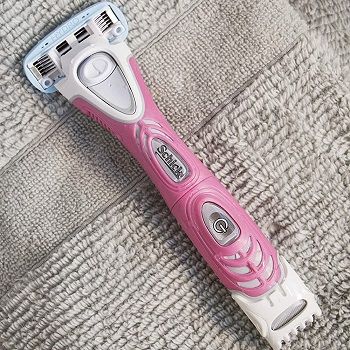 womens-razor-with-trimmer